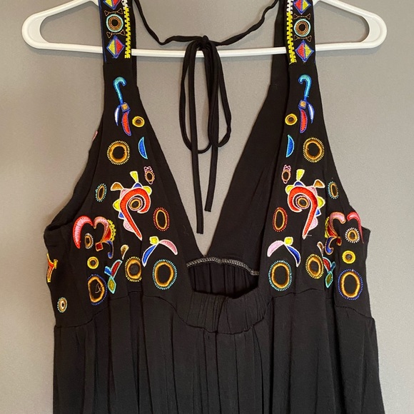 Ornate Tunic Top - Picture 5 of 6